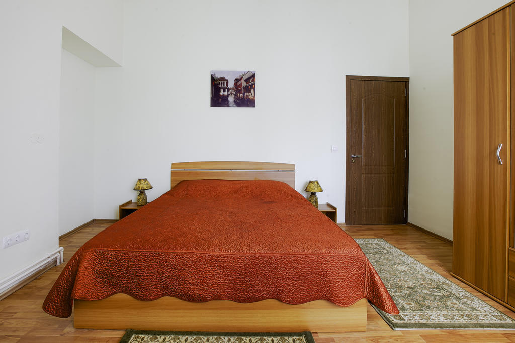 Готель Casa Preturii Tirgu Lapus Номер фото