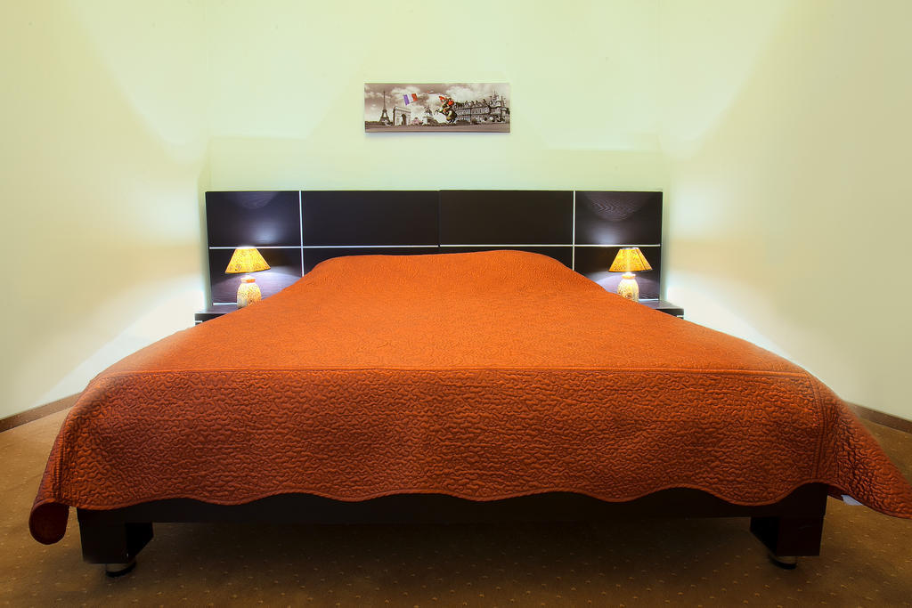 Готель Casa Preturii Tirgu Lapus Номер фото